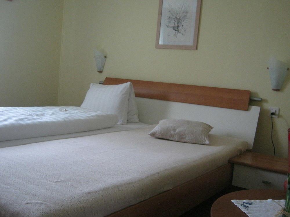 Hotel Garni Ursalina Bad Ragaz Esterno foto